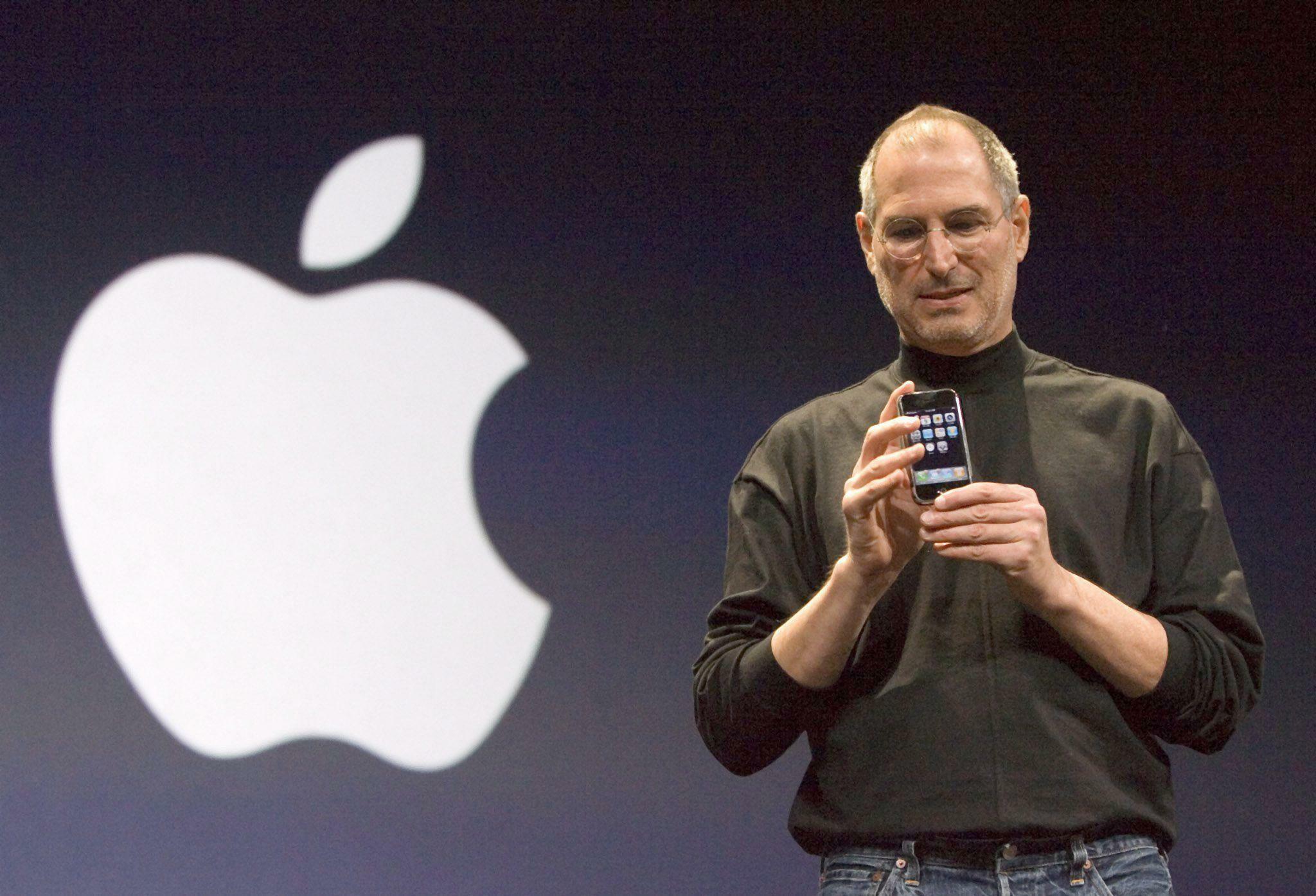 El método de las cuatro casillas de Steve Jobs para no perder tiempo en el trabajo De sobra es conocido que Steve Jobs odiaba las reuniones. Las prefería cortas, de unos 10 minutos y enfocadas en objetivos específicos. Si no, las cancelaba. Leer