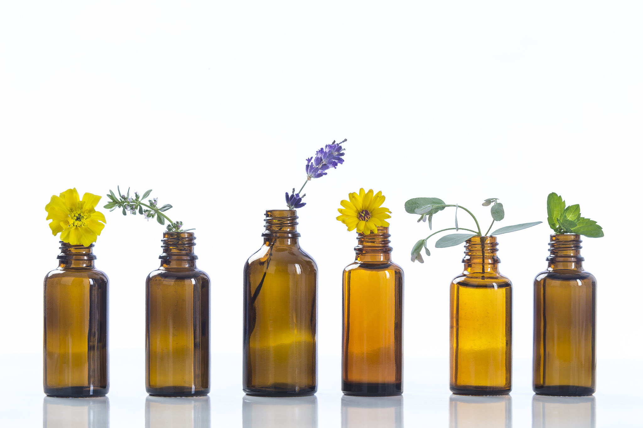 La cosmética se ecotransforma: ingredientes, ecodiseño y envases En pleno despegue, la industria de la belleza en España, aborda la necesidad de reducir la huella ambiental a lo largo de todo el ciclo de vida del producto, desde los componentes, hasta la reciclabilidad de sus envases. Leer