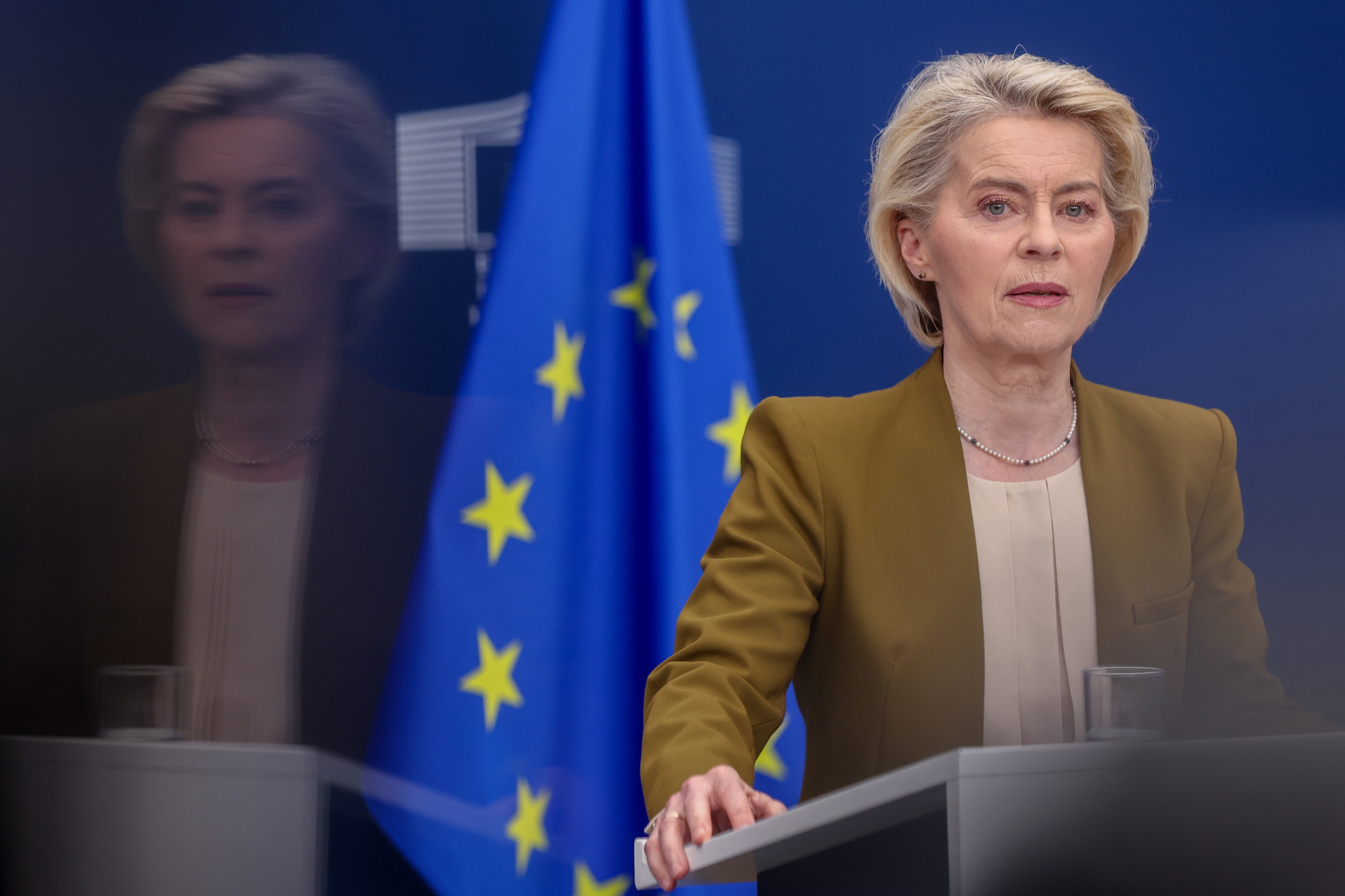 La UE da luz verde a la nueva empresa de mediana capitalización con menos burocracia El Parlamento y el Consejo de la UE elevan en un 33 el techo que limitaba por tamaño cuántas empresas podrían adscribirse a la nueva etiqueta respecto al texto inicial. Leer