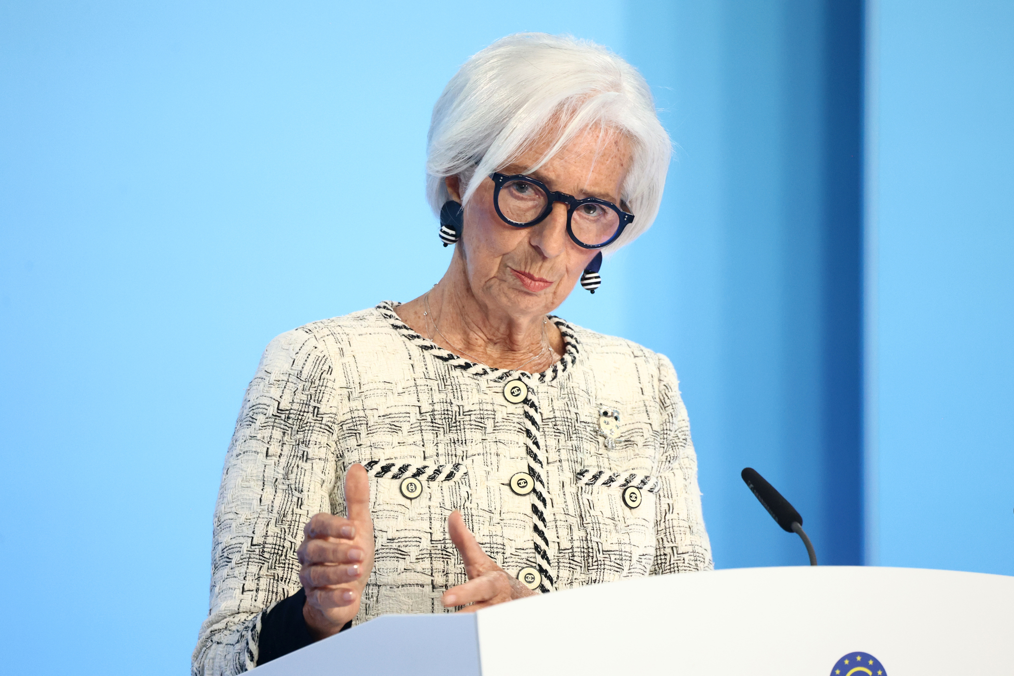 El BCE afronta su primera subida de tipos en casi tres años Un 70 del Consejo de Gobierno ha apoyado ya públicamente el alza de 25 puntos básicos en el precio del dinero, hasta el 2. Leer