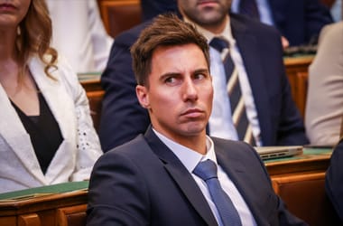 Radnai Márk: 69 helyreigazítási pert nyertem az elmúlt két hónapban Radnai Márk arra reagálva idézte fel, hogy mikkel próbálták lejáratni, hogy a Fidesz képviselői a Parlamentben a Tiszát vádolták gyűlöletkampánnyal.