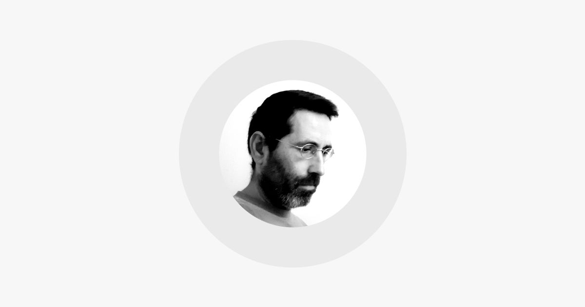 A sexta coluna Depois do assassínio de Henry Nowak já se sabe a resposta à pergunta: quem põe as algemas aos inimigos homicidas da sociedade? A polícia não é – põe-nas antes às vítimas